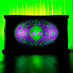 Alien ROXBOX Night Light - UFO Light - Alien Sign - Extraterrestrial Life - Alien LED Sign - Space Lamp