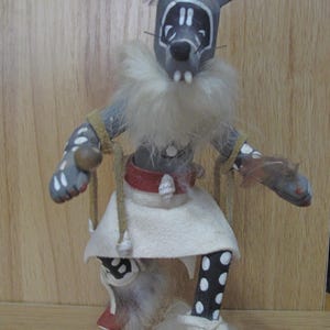 Vintage late 70&#39;s early 80&#39;s  MOUSE Kachina - Signed on base by Carver-Largo