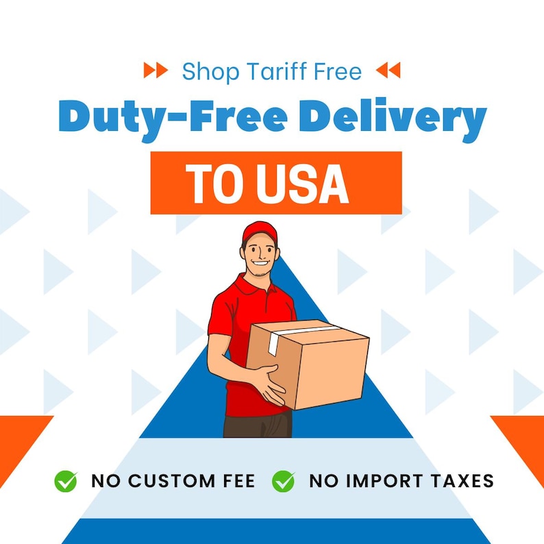 Puede incluir: Ilustraci&oacute;n que promociona la entrega libre de impuestos a EE. UU. Un repartidor con uniforme rojo sostiene una caja de cart&oacute;n. El texto incluye "Shop Tariff Free", "Duty-Free Delivery TO USA", "NO CUSTOM FEE" y "NO IMPORT TAXES."