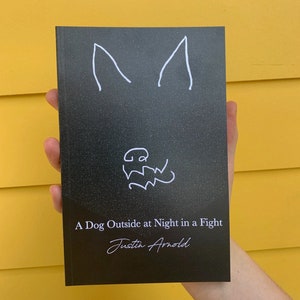 A Dog Outside at Night in a Fight par Justin Arnold image 1
