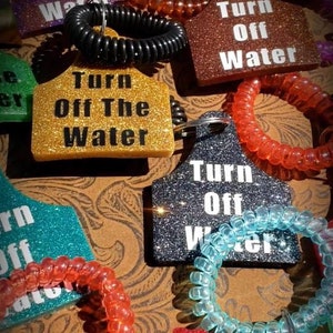 Las mejores pulseras con purpurina para apagar el agua