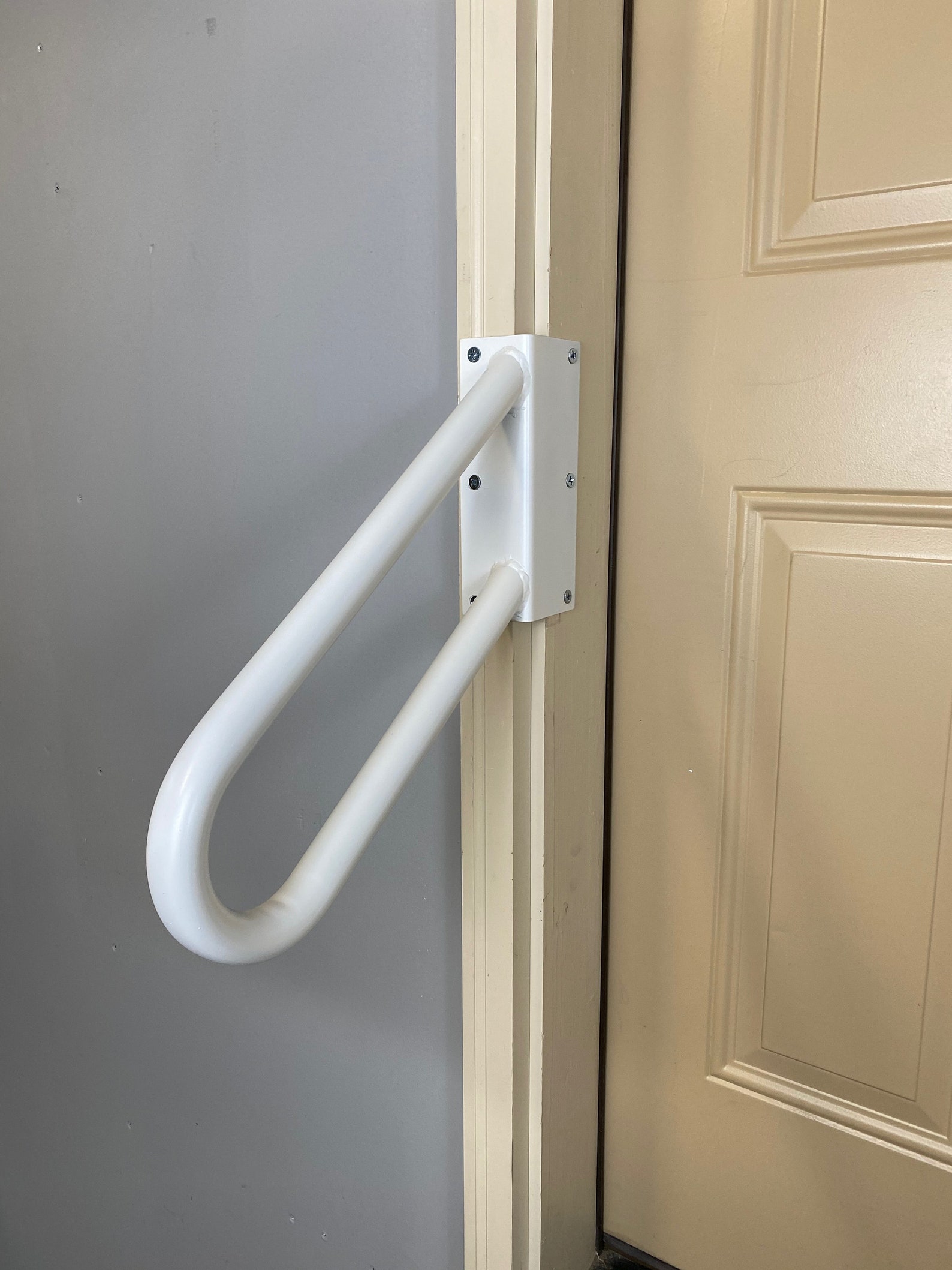 The HoldTight Handrail jamb mount is the perfect railing for Etsy
