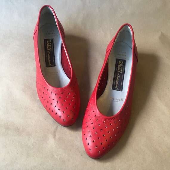 80s flat shoes