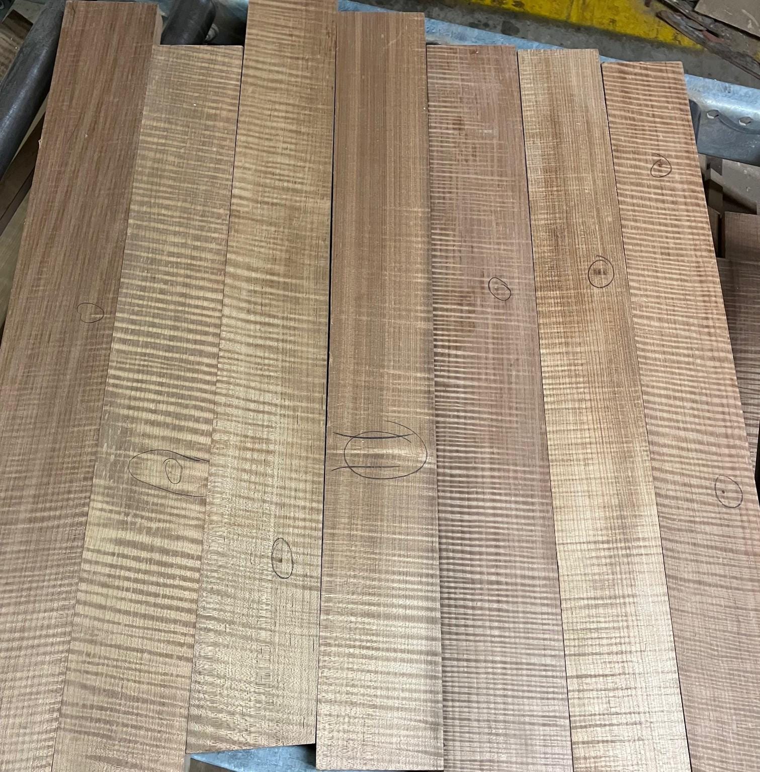 Feuille De Placage Acajou Sapeli – 250x63 Cm, ép. 0,5 Mm – Designholz – Idéal Intarsia