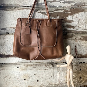 Vintage Chocolate Brown Leather Bag - Soprano Canadian Brand