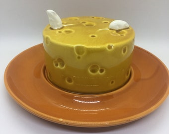 Vintage Shafford Ceramic Cheese Dish with Mice Lid