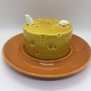 Vintage Shafford Ceramic Cheese Dish with Mice Lid