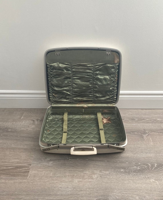 White Suitcase Retro Suitcase White Luggage Vinta… Gem