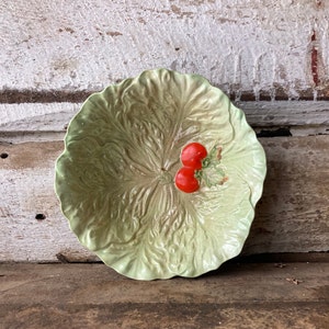 Carlton Ware Lettuce & Tomato Bowl: Vintage Three Footed Serving Dish