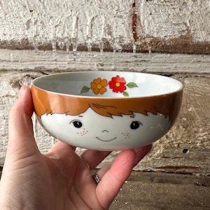 Zestaw misek dla dzieci w stylu vintage Kawaii – wyprodukowano w Japonii. Miski na płatki śniadaniowe dla chłopców i dziewczynek w stylu retro z lat 70. XX wieku. Urocze przybory kuchenne.