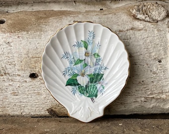 Trillium - Porcelain Candy Dish - Floral Candy Dish - Floral Trinket Dish - Porcelain Trinket Dish - Made In Canada Dish - Ontario Trillium