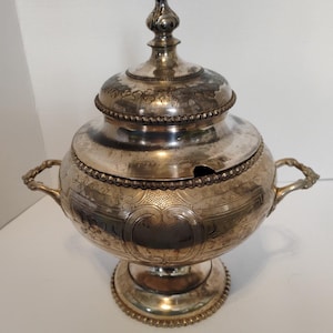 Antique Silver Plate Soup Tureen 12 1/2 inches tall by Meriden B Company
