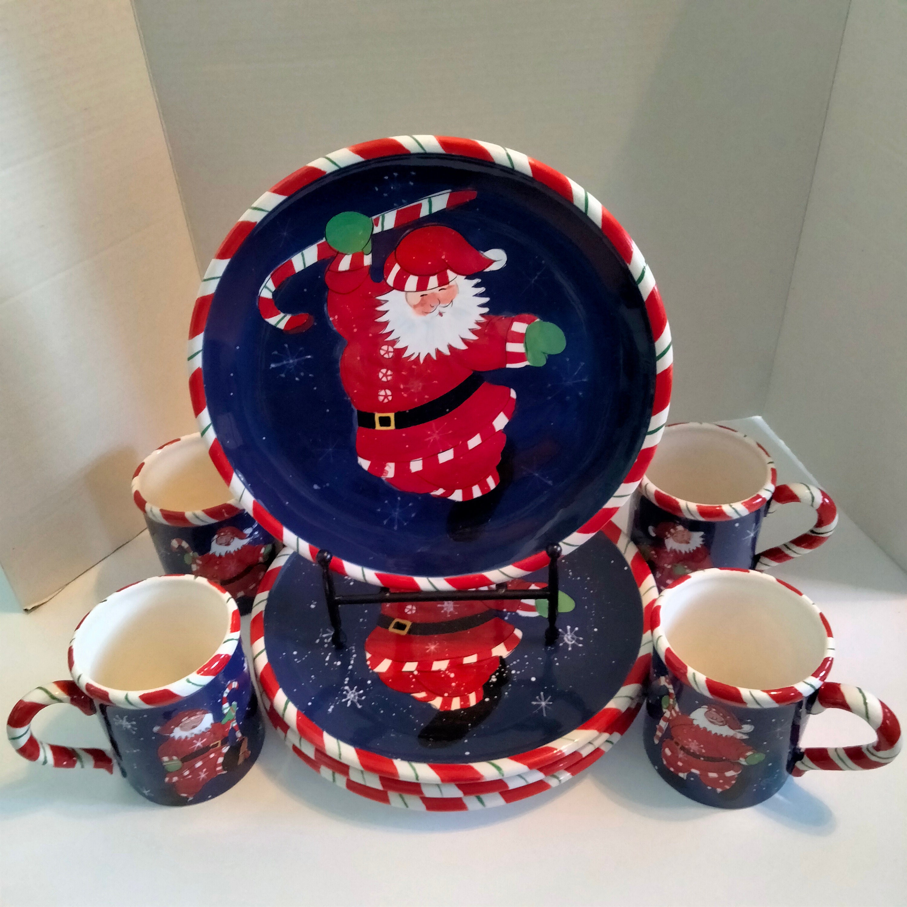 Certified International Magic Of Christmas Santa 16 Piece Dinnerware | Mall Of America
