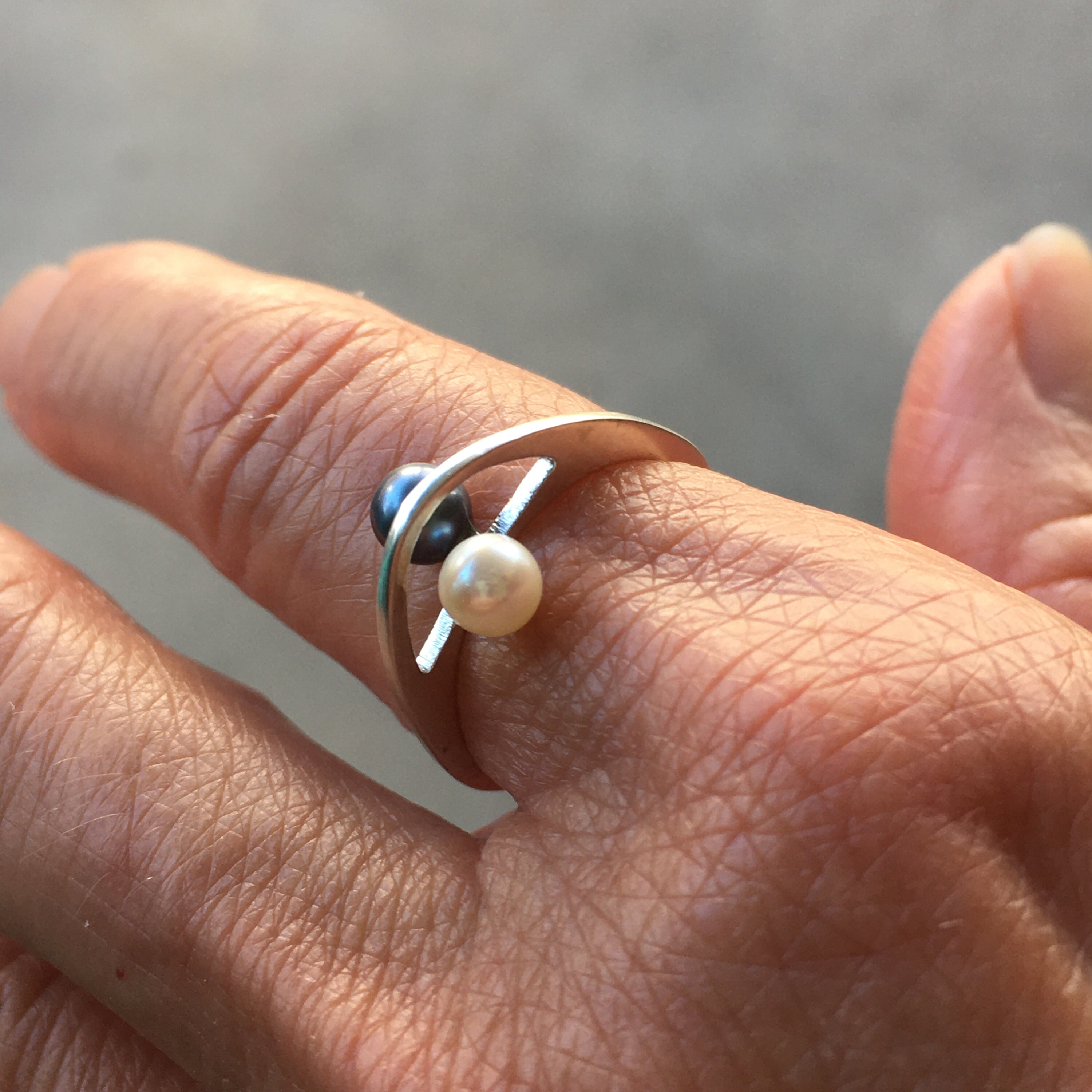 Ring with Black and White Pearls Etsy