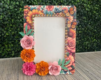 Floral Photo frame wood plaque ModPodge / monarch butterfly