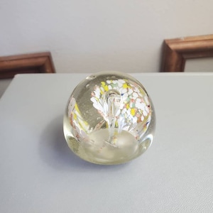 Handblown glass paperweight / vintage paperweight