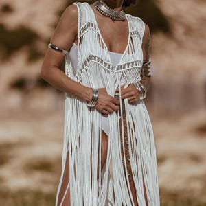 White Fringe Macrame Vest, Cowgirl Bridal Fringe Jacket, Western Fringe Vest, Country Girl Cowgirl Vest, Barn Wedding Bridal Outfit image 4