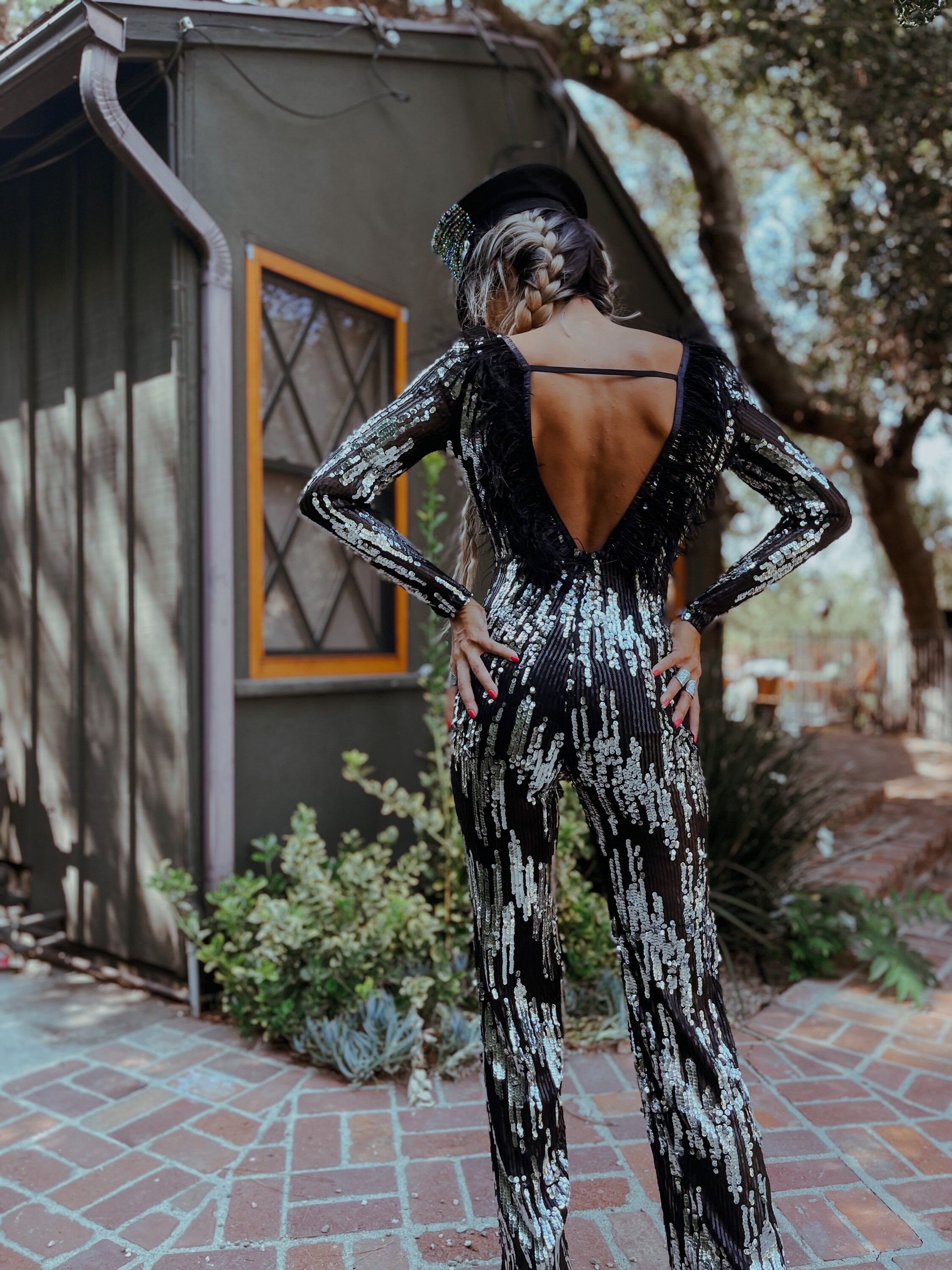 backless tevas
