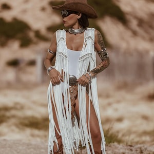 White Fringe Macrame Vest, Cowgirl Bridal Fringe Jacket, Western Fringe Vest, Country Girl Cowgirl Vest, Barn Wedding Bridal Outfit image 9