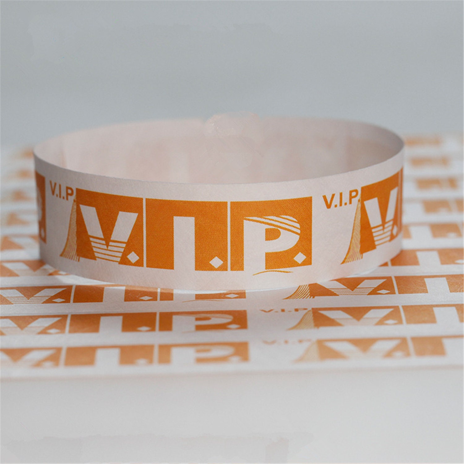 100pcs 19x250mm Tyvek Wristbands VIP Printed Tyvek Paper Bracelet for ...