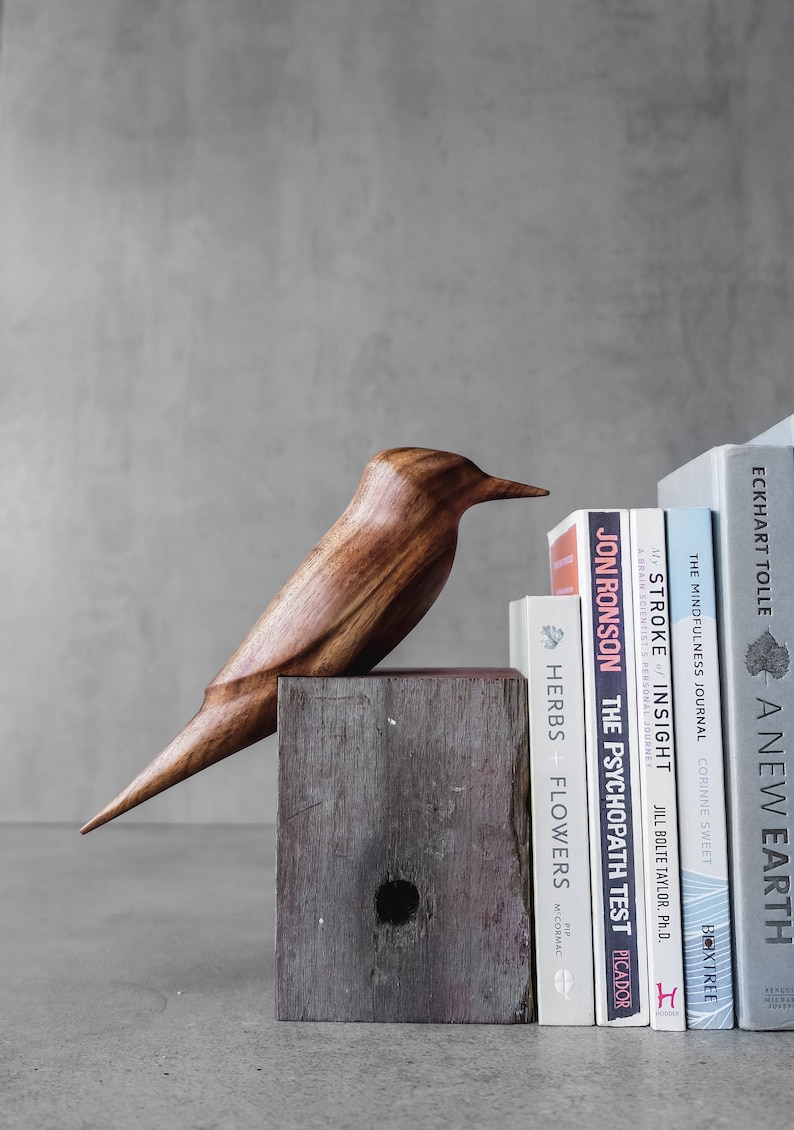 Kingfisher Carved wooden bird Sculpture image 9