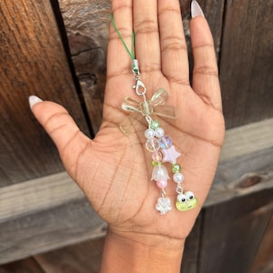 Pink and Green Frog Phone Charm: Kawaii Beaded Bag Accessory