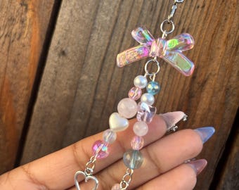 Iridescent Bow Charm Phone Strap – Kawaii Pastel Beaded Accessory