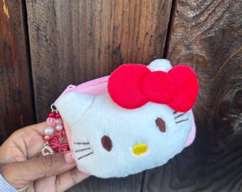 Hello Kitty–Inspired Plush Coin Purse / Mini Zipper Pouch