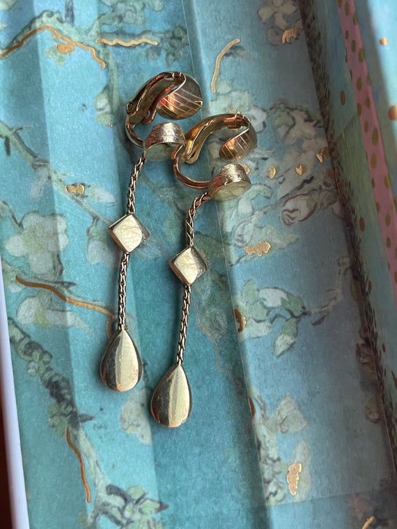 Vintage Gold Clip On Geometric Trifari Dangle Ear… - image 7