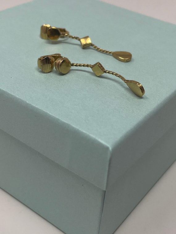 Vintage Gold Clip On Geometric Trifari Dangle Ear… - image 9