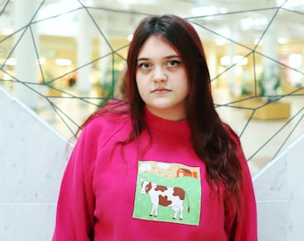 Cutie cow applique farm cottagecore pink pullover crew neck sweatshirt vintage 1990s raglan sleeve