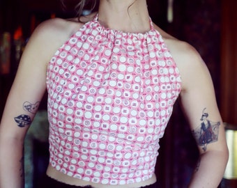 Handmade xs small halter top vintage fabric 1930s 40s feedsack pink white flour sack swirl geometric