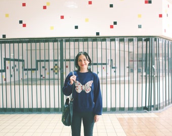 applique butterfly vintage crew neck pullover sweatshirt jumper handmade Appliqué 1970s 80s navy blue