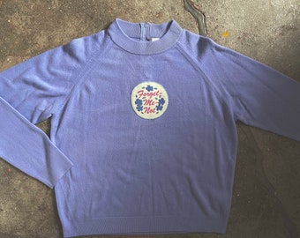 Forget Me Not applique patch pastel mock neck sweater lavender periwinkle vintage 1990s