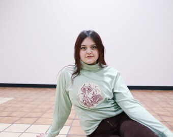 vintage 1990s Mushroom applique vintage mint pastel green turtleneck sweater