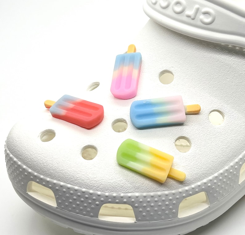 Glassglass-berlocker | Frozen Pops | Sommargodis | Coola skoaccessoarer bild 1