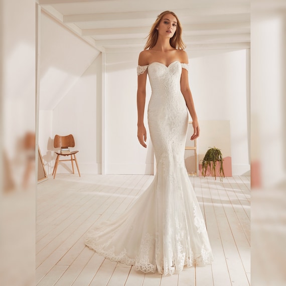 mermaid wedding dress off the shoulder