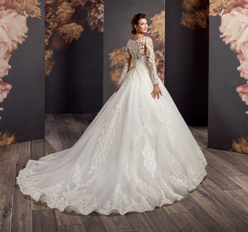 ball dresses 2018