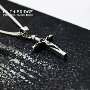 Silver Crucifix Jesus Cross Pendant Necklace, Jesus on a Cross Necklace, Crucifix Cross Pendant, Personalised Cross Necklace - KIMNKIM