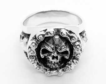 ハンドメイド　スカルヘッドリング　シルバー925 925スターリングシルバー スカルヘッド バイクチェーン付き