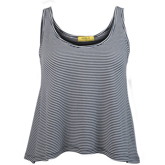 Women's Scoop-neck Sleeveless Daily Cotton Tank Top in Black, Summer Cotton Blouse, Basic Everyday Wear Tee, T-shirt Gift for Her
