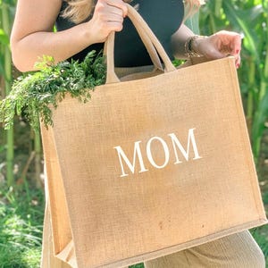 PERSONALIZED Embroidered/Printed Jute Bag, Tote Bag, Bachelorette Party Bride Bag, Custom Tote Bag, Girls Trip Favors, Mothers Day Gifts