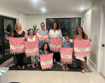 Girls Trip Gift Box Towel, Personalized Turkish Beach Blanket, Embroidered Name Towel for Couples, Custom Summer Gifts