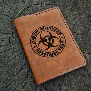 Funda para pasaporte personalizada para equipo de respuesta a brotes de zombis, funda de cuero personalizada para pasaporte, billetera para pasaporte, billetera de viaje, estuche para pasaporte