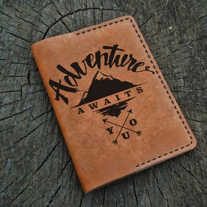 Funda de cuero para pasaporte personalizada, funda de cuero para pasaporte personalizada, billetera para pasaporte, billetera de viaje, estuche de cuero para pasaporte, regalo para él o para ella