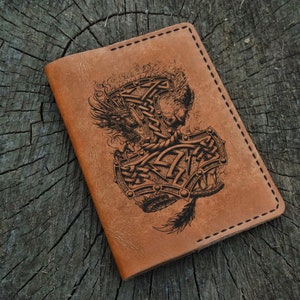 Funda de cuero para pasaporte personalizada, Mjolnir, Mjollnir, vikingos, funda para pasaporte personalizada, billetera para pasaporte, billetera de viaje, estuche para pasaporte