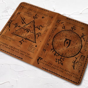 Mysterium Xarxes Passhülle, Personalisierte Passhülle aus Leder, Passport Brieftasche, Reisepasshülle aus Leder