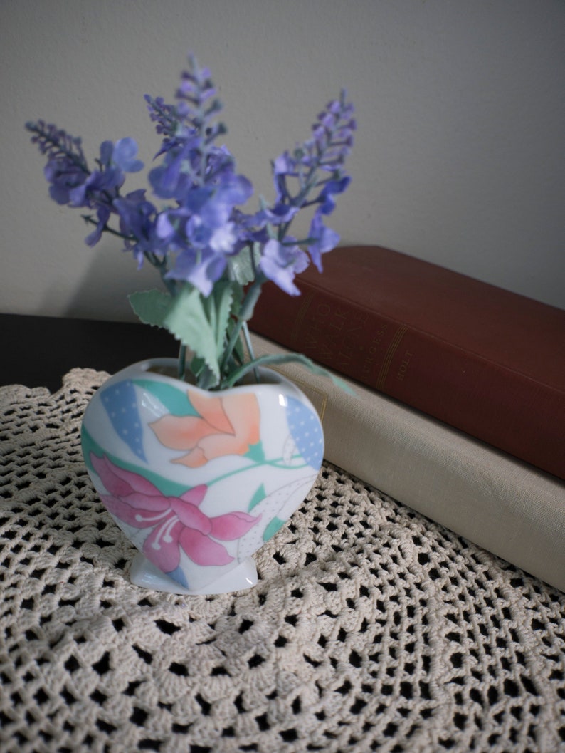 Made in Japan Porcelain Heart Vase Vintage Heart Vase Floral Heart Vase Valentines Vase Heart with Flowers Vase
