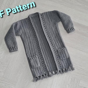 Cardigan lungo/coatigan per ragazze, facile motivo all'uncinetto. Niente cuciture, niente cucito! Taglie bambino Età 2 - 10 anni