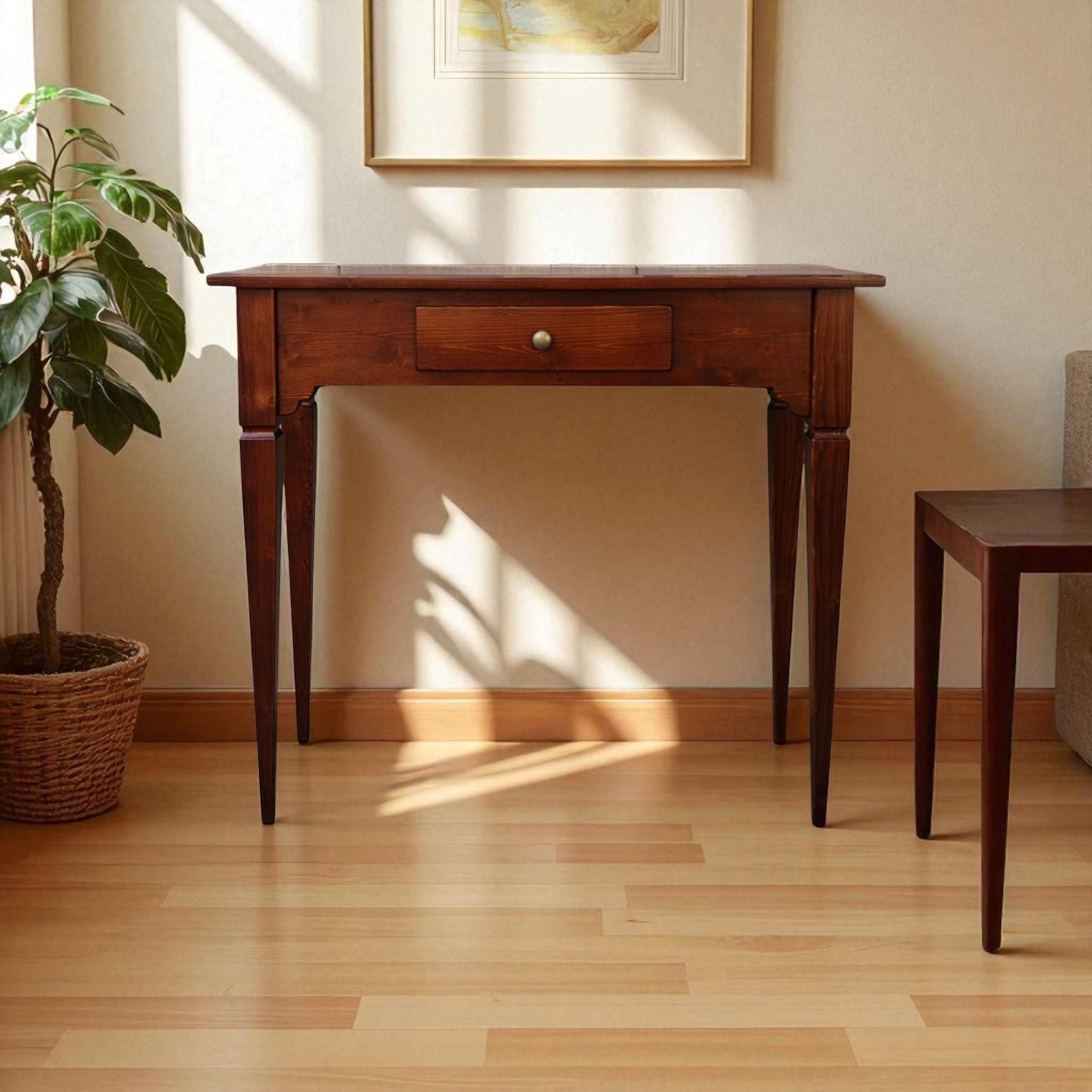 Scrivania fatta a mano Italia